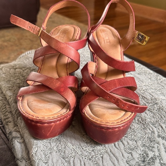 Born Women's Burgundy Wedge Sandals - Picture 2 of 4